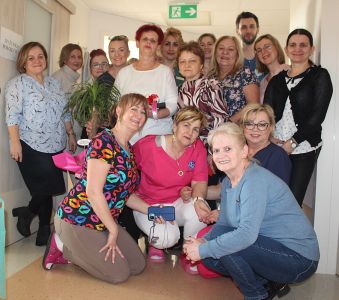 Żegnają koleżankę, ale nie na zawsze!