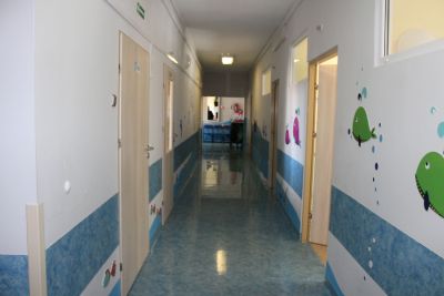 Nowogardzkie oddziały szpitalne: nowoczesność i troska o najmłodszych